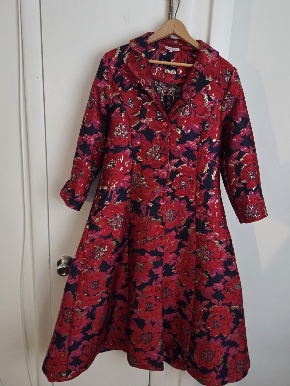 Frances Valentine Red Floral Brocade Jacquard Metallic Trench Coat Size Small